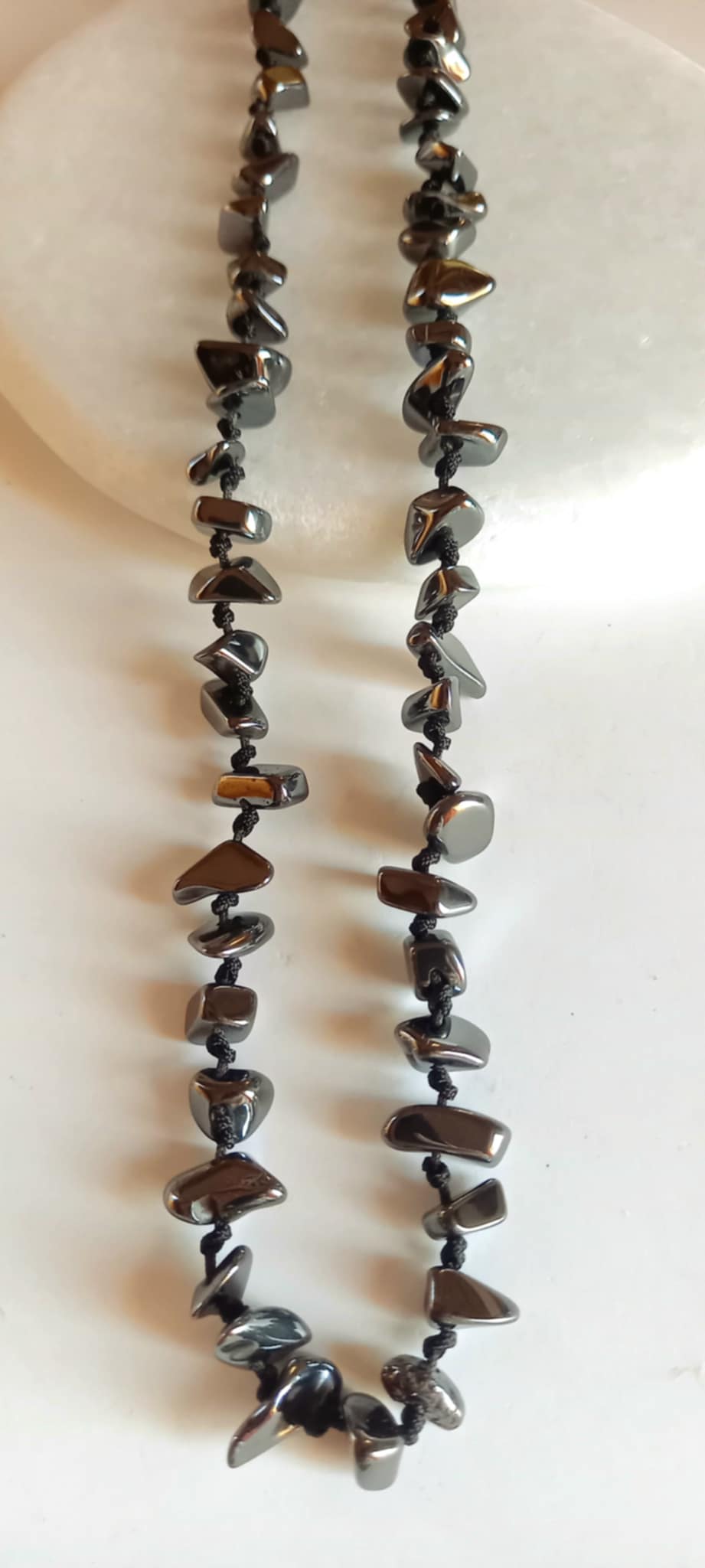 Κολιέ με αιματίτες σε ακανόνιστο σχήμα