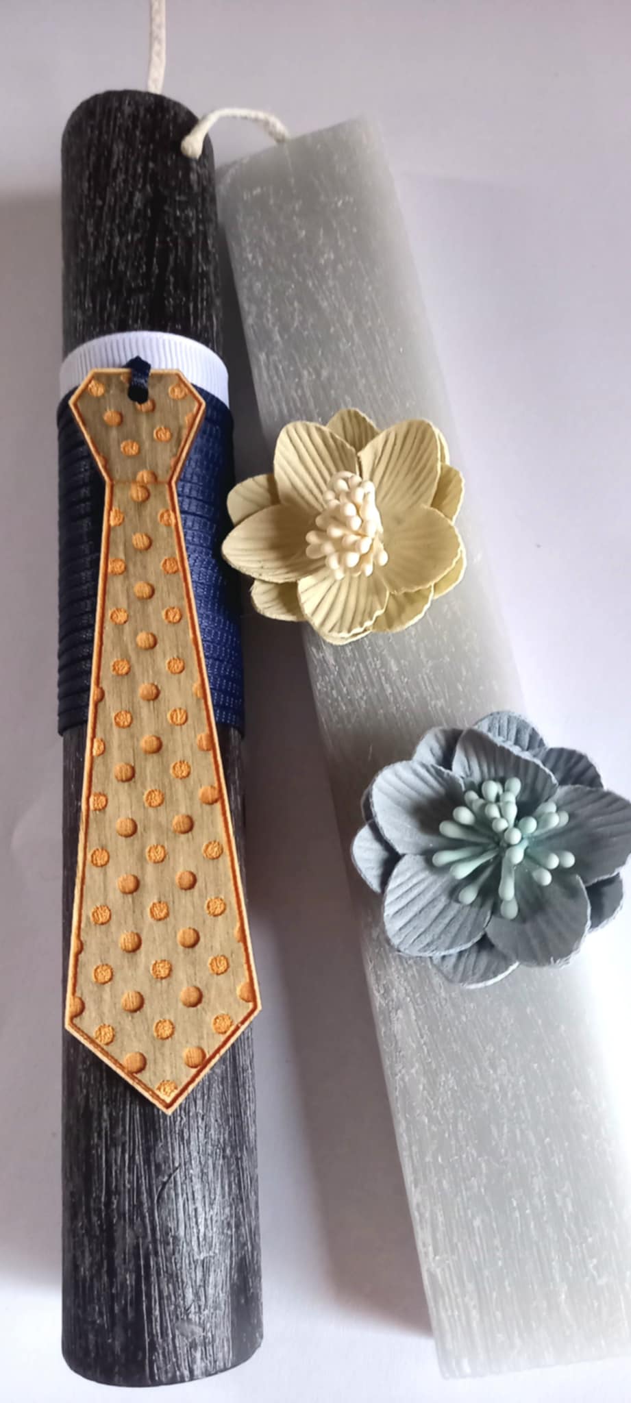 Χειροποίητη λαμπάδα με γραβάτα