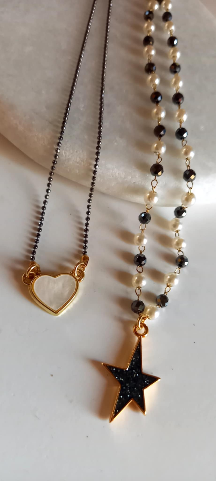 Κολιέ με ροζάριο και μοτίφ αστέρι