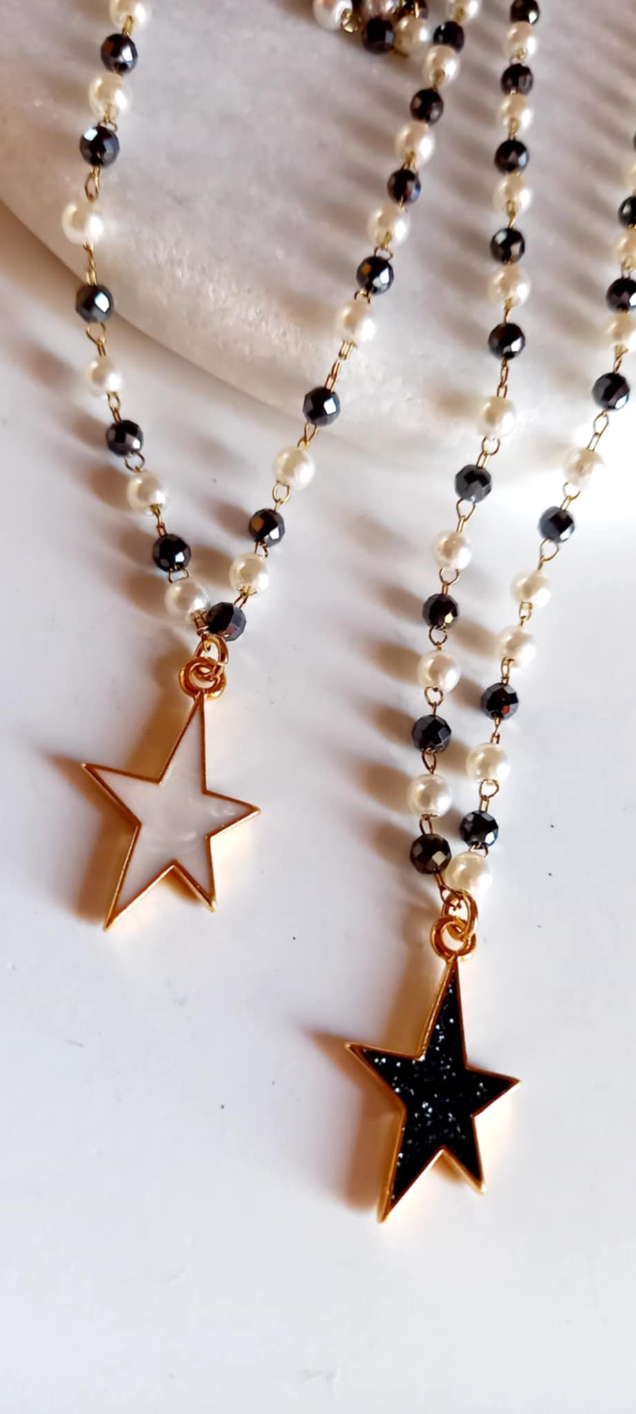 Κολιέ με ροζάριο και μοτίφ αστέρι