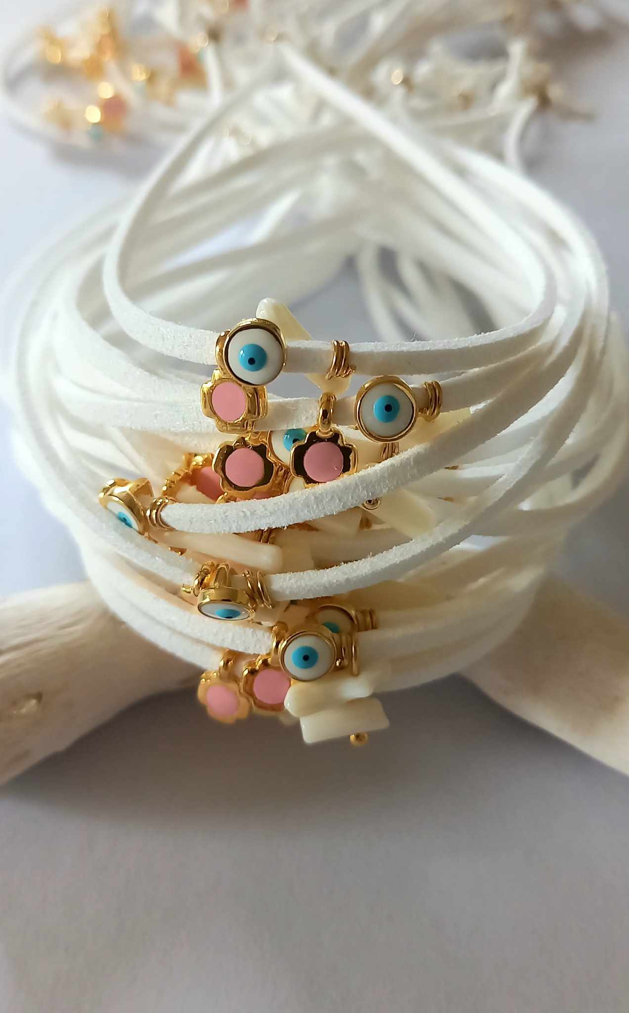 Μαρτυρικό βάπτισης βραχιόλι με ματάκι και κοράλι