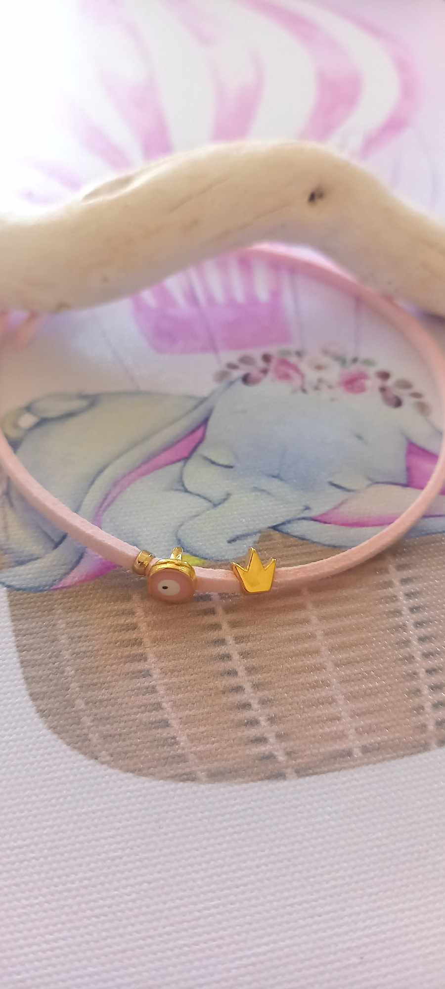 Χειροποίητο μαρτυρικό βραχιόλι με καστόρι, ματάκι και κορώνα