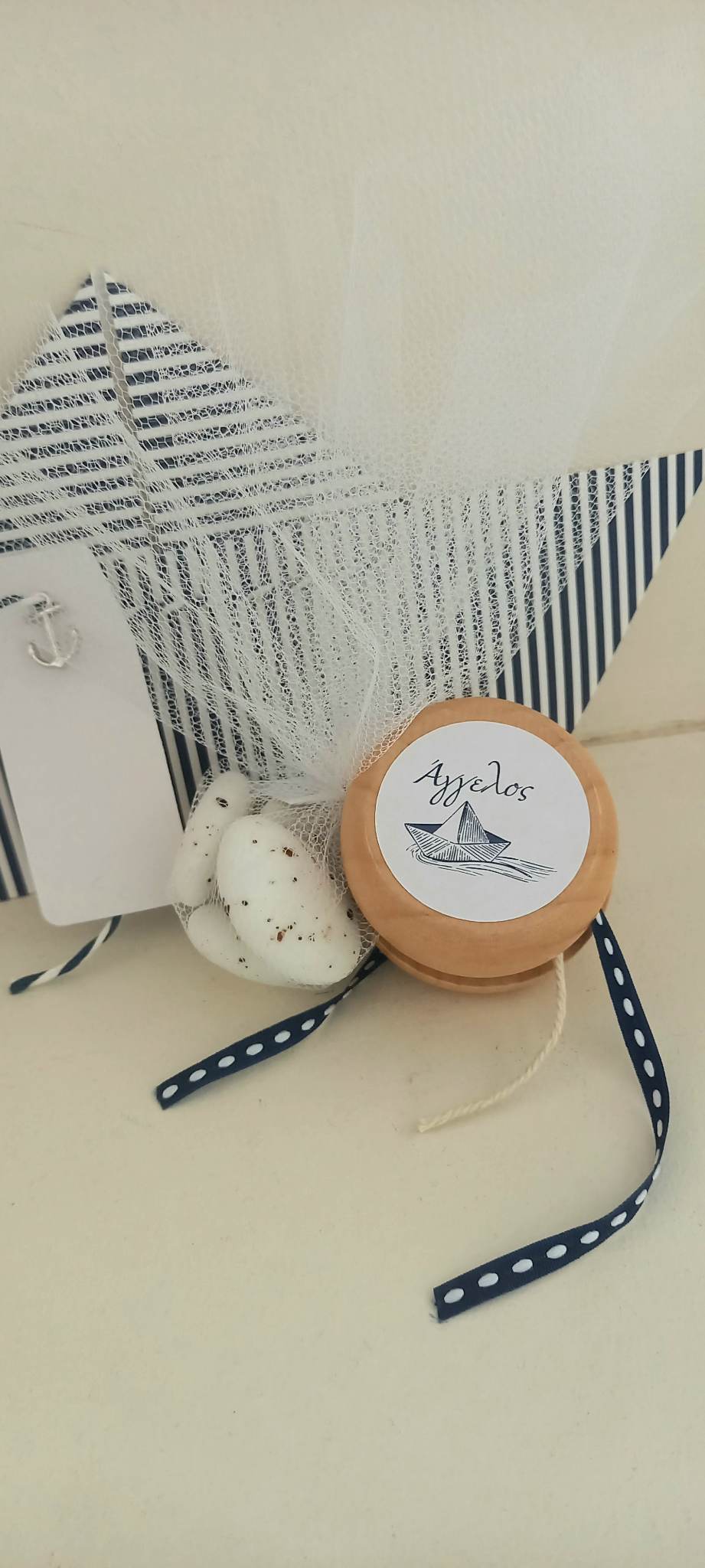 Μπομπονιέρα βάπτισης ξύλινο γιο-γιο με εκτύπωση καραβάκι