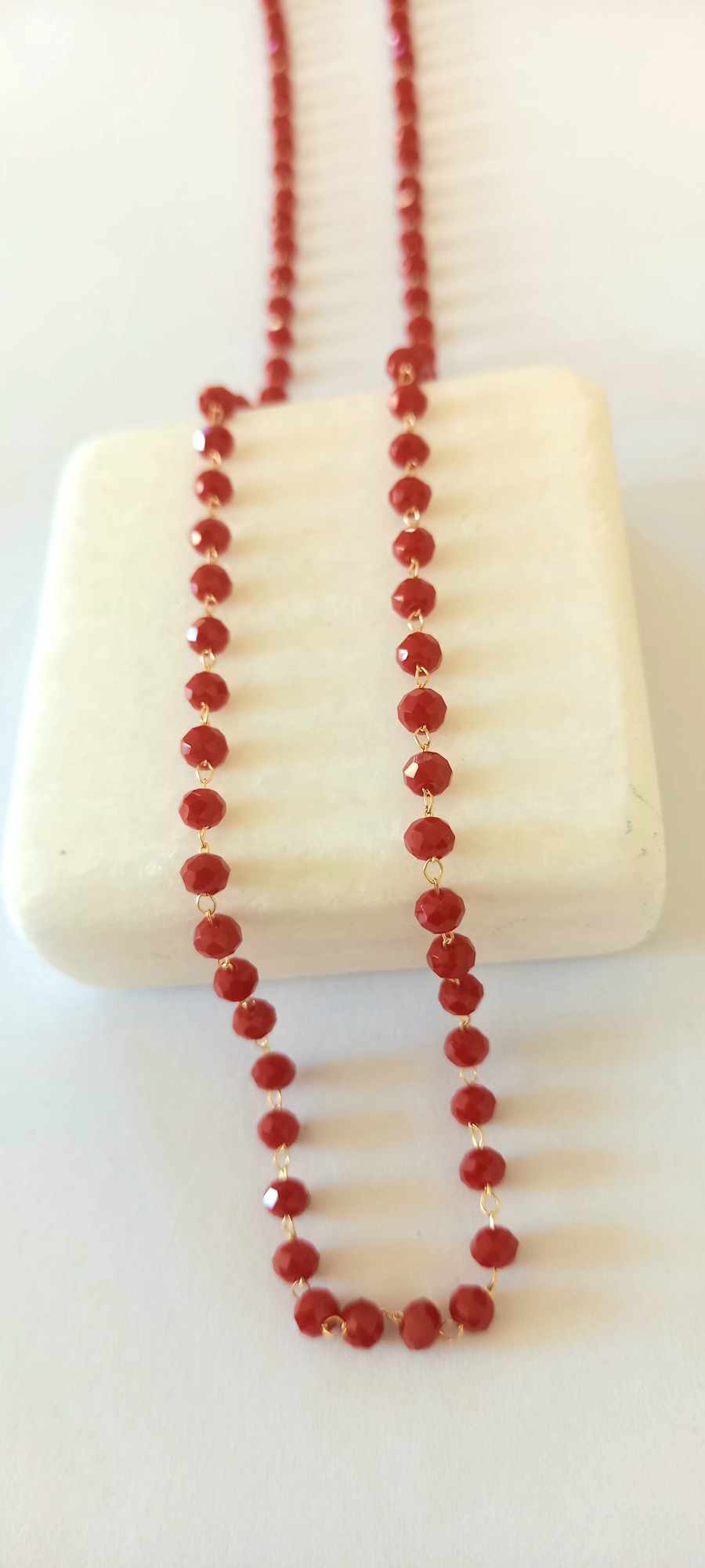 Κολιέ - ροζάριο σε κόκκινο χρώμα