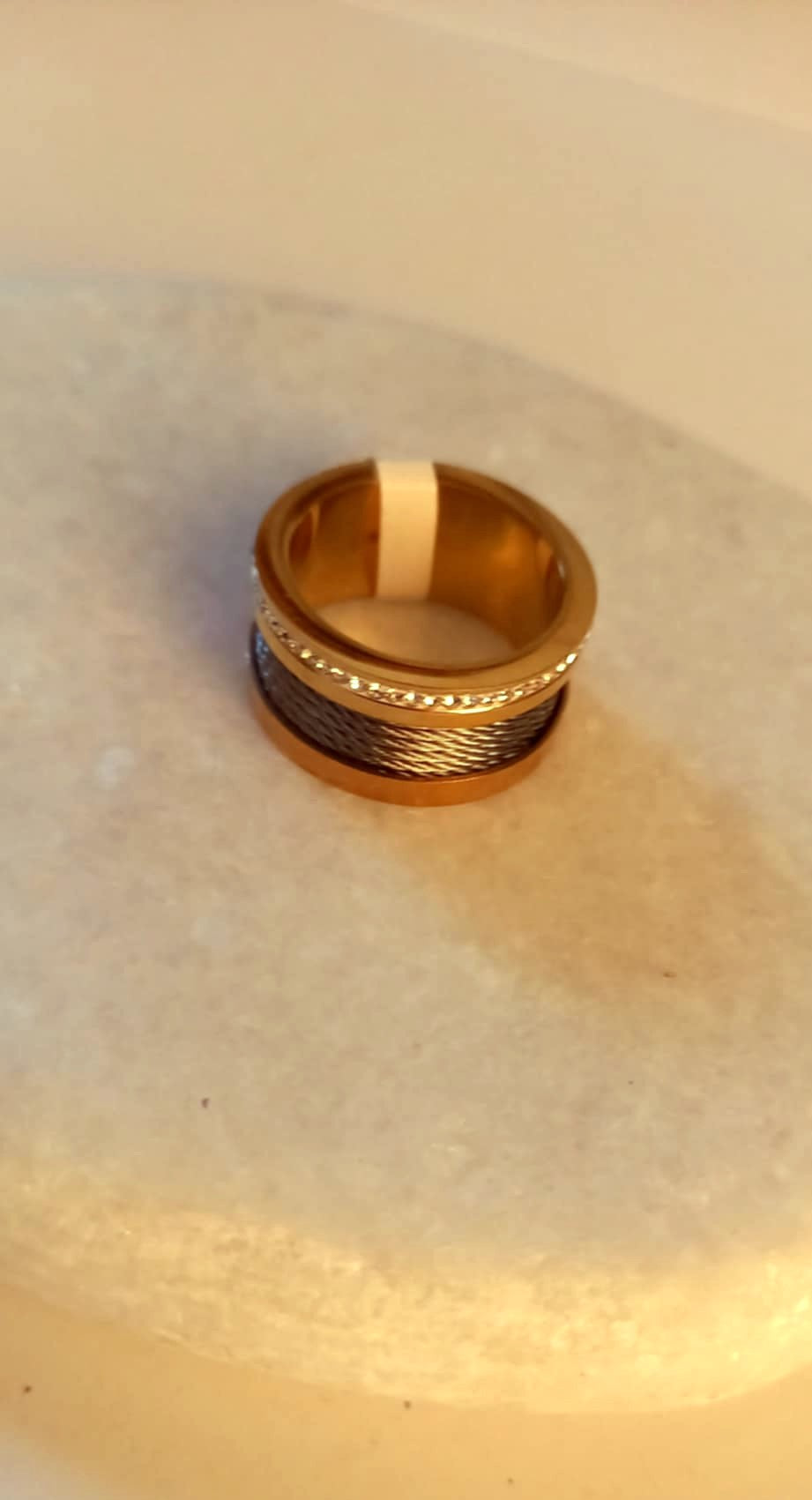 Δαχτυλίδι από ατσάλι σε τριχρωμία