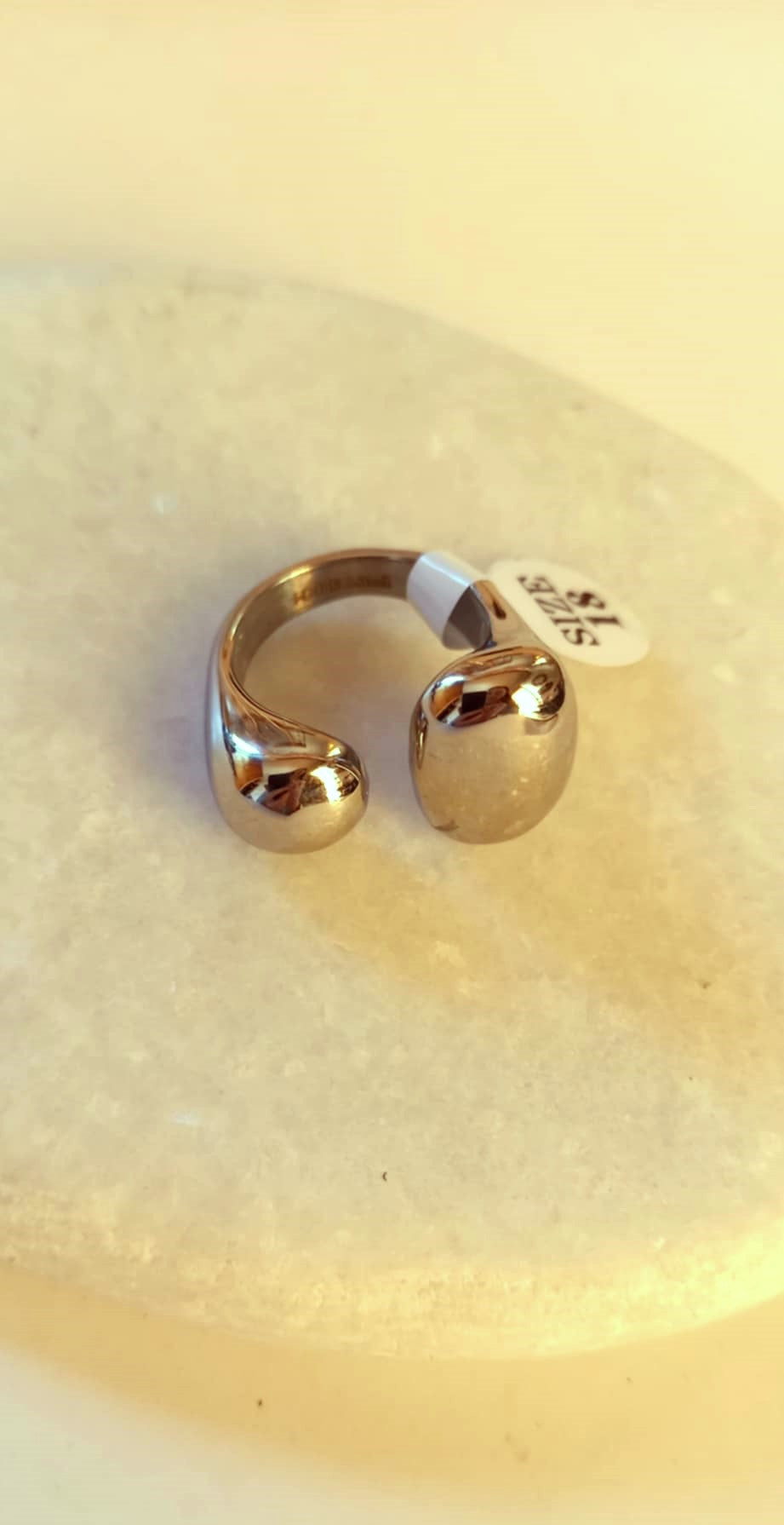 Ατσάλινο δαχτυλίδι σε δύο χρώματα