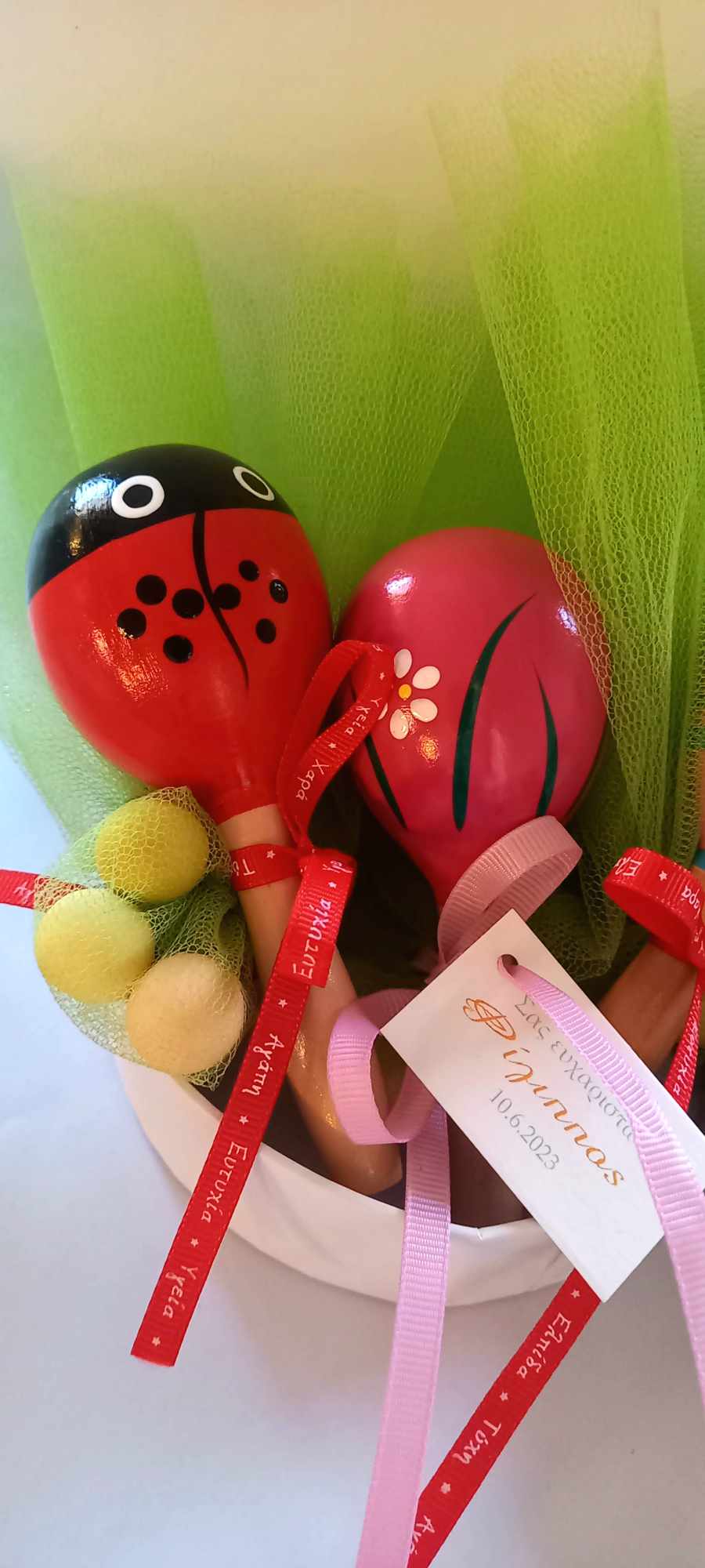 Παιδική μπομπονιέρα βάπτισης ξύλινες μαράκες