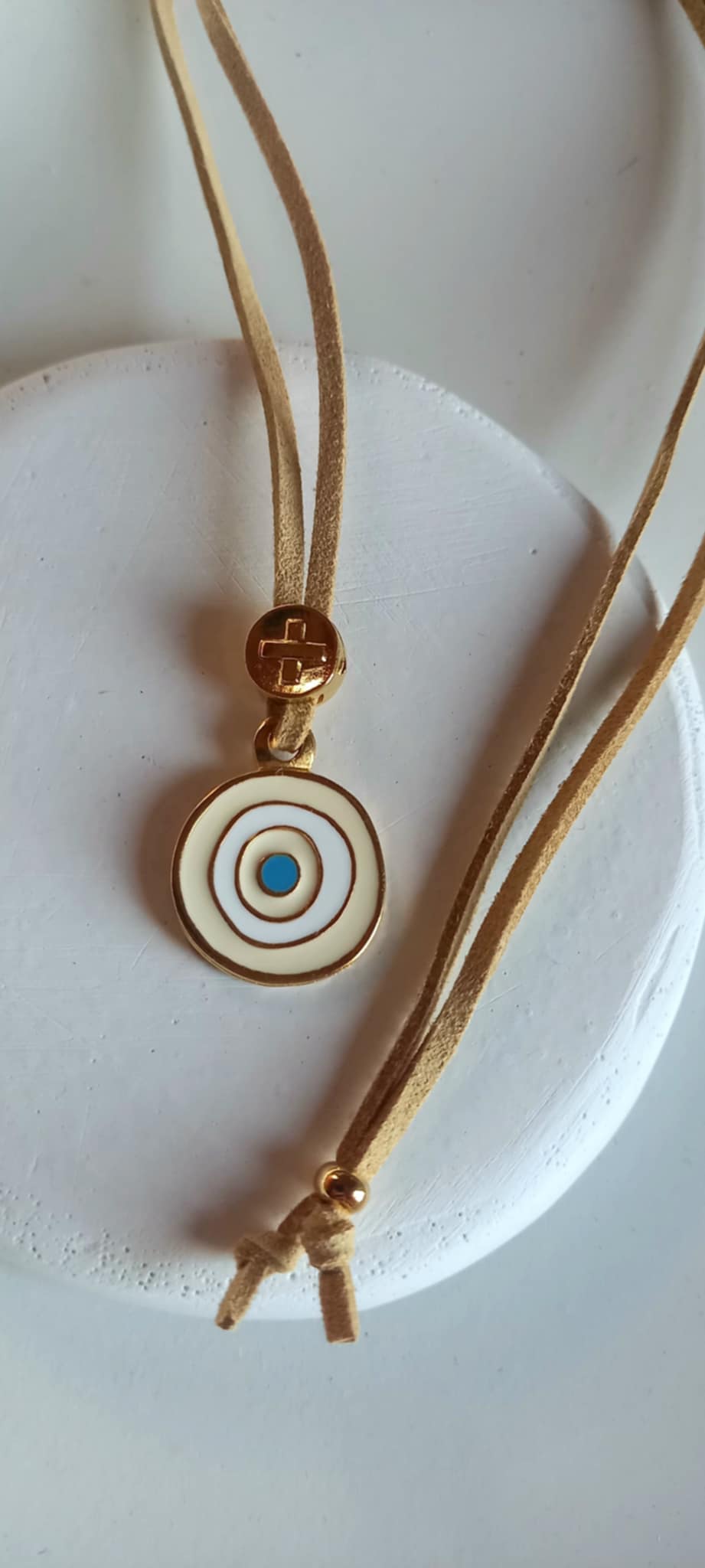 Μαρτυρικό για το λαιμό με καστόρι, σταυρό και μάτι