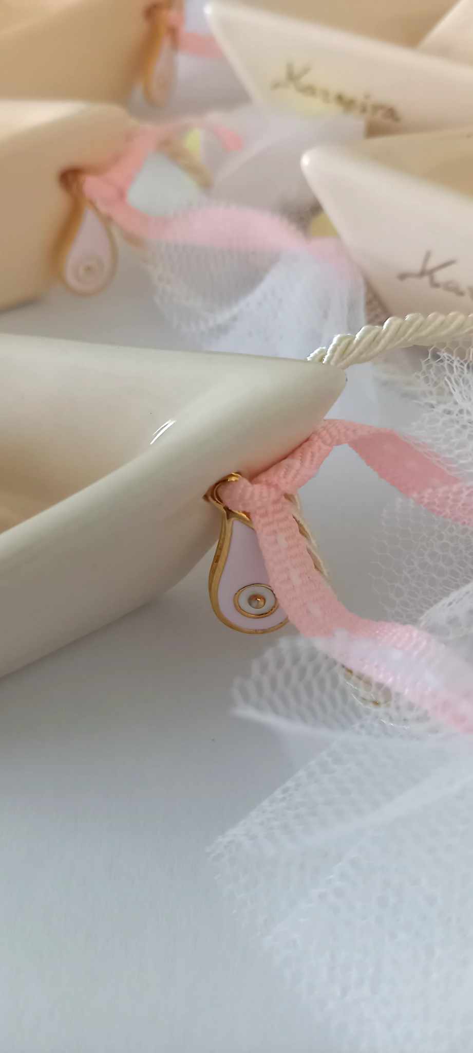 Μπομπονιέρα βάπτισης κεραμικό καράβι με ματάκι με σμάλτο