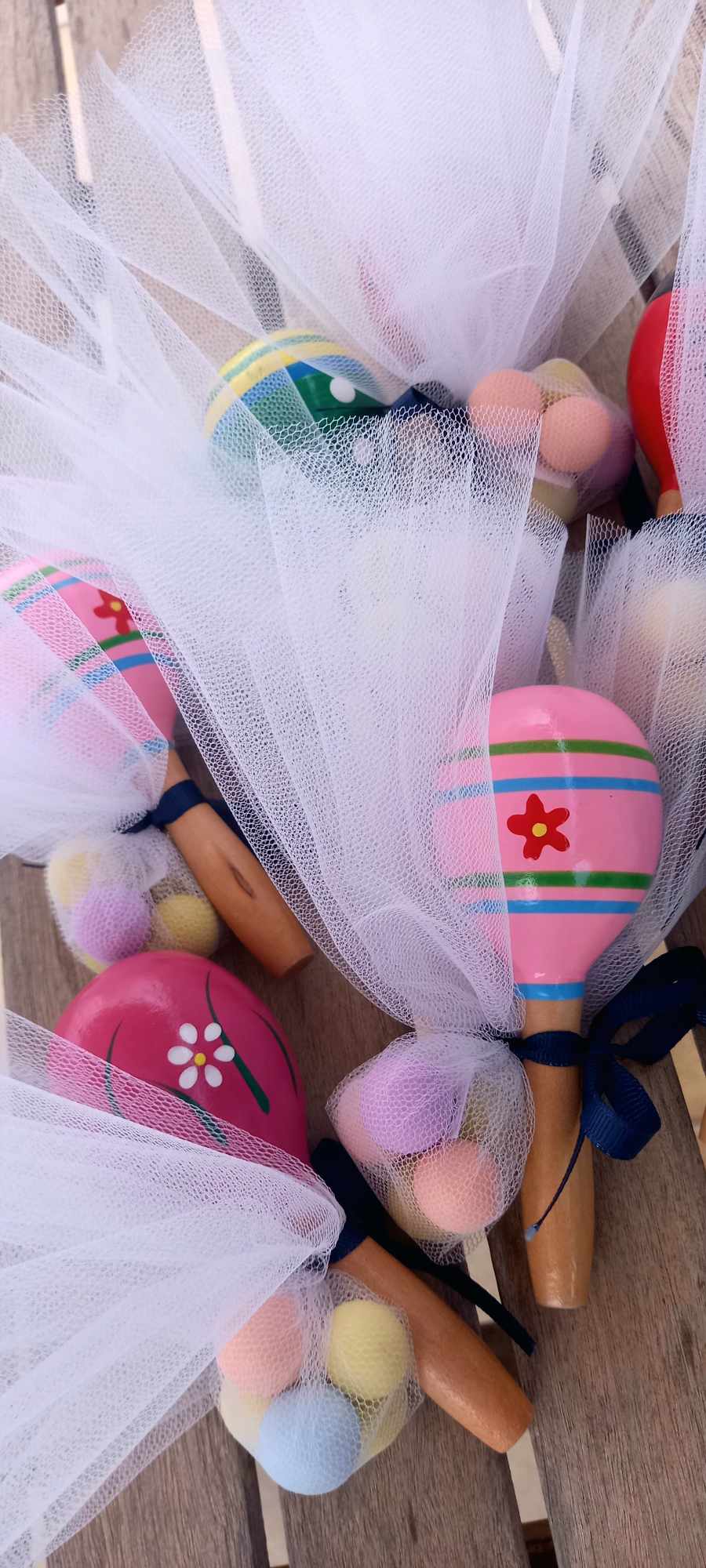 Παιδική μπομπονιέρα βάπτισης ξύλινες μαράκες