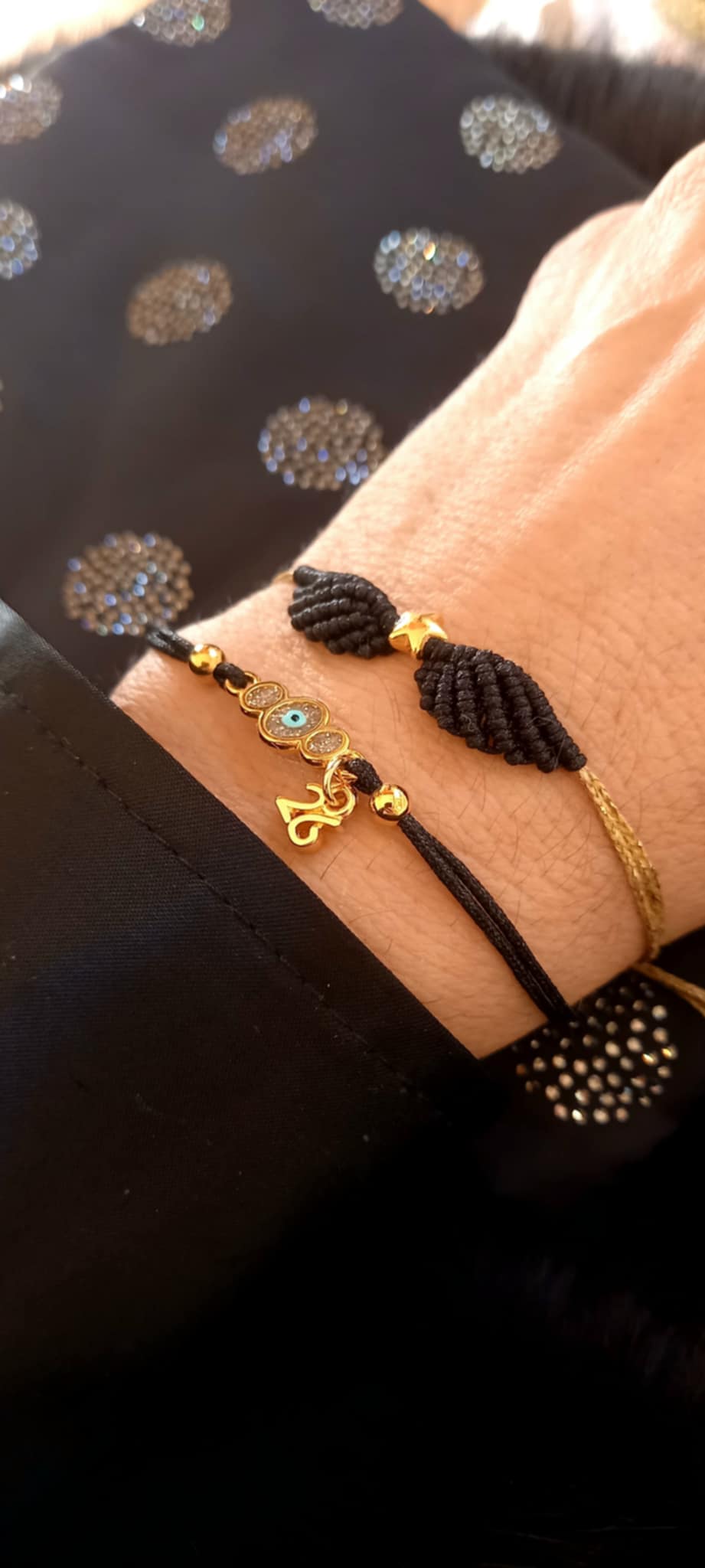 Βραχιόλι γούρι 2026 με επιχρυσωμένα στοιχεία