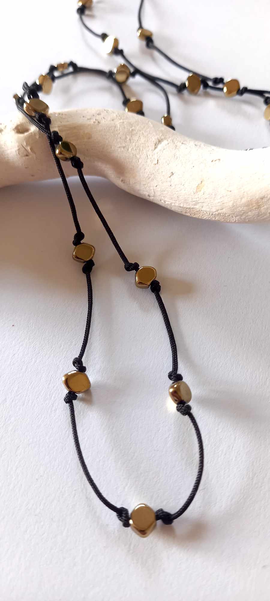 Χειροποίητο κολιέ με αιματίτες