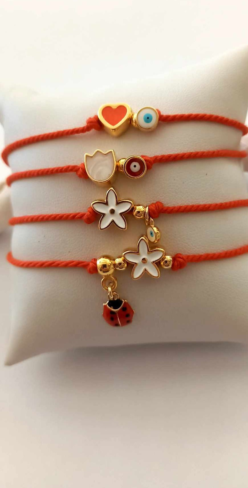 Χειροποίητο βραχιόλι μαρτάκι με πασχαλίτσα