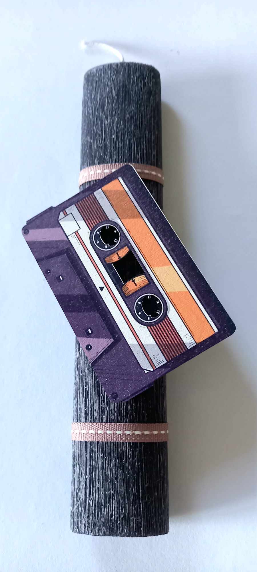 Χειροποίητη λαμπάδα με κασέτα vintage