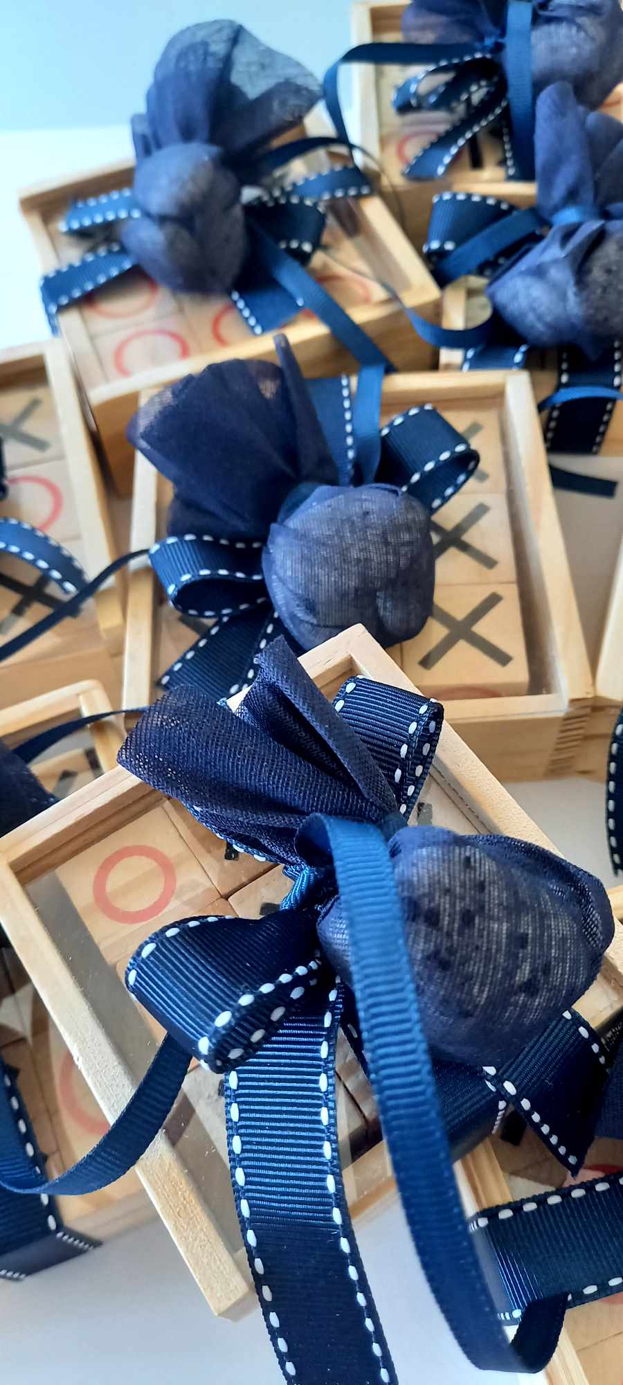 Παιδική μπομπονιέρα βάπτισης ξύλινη τρίλιζα