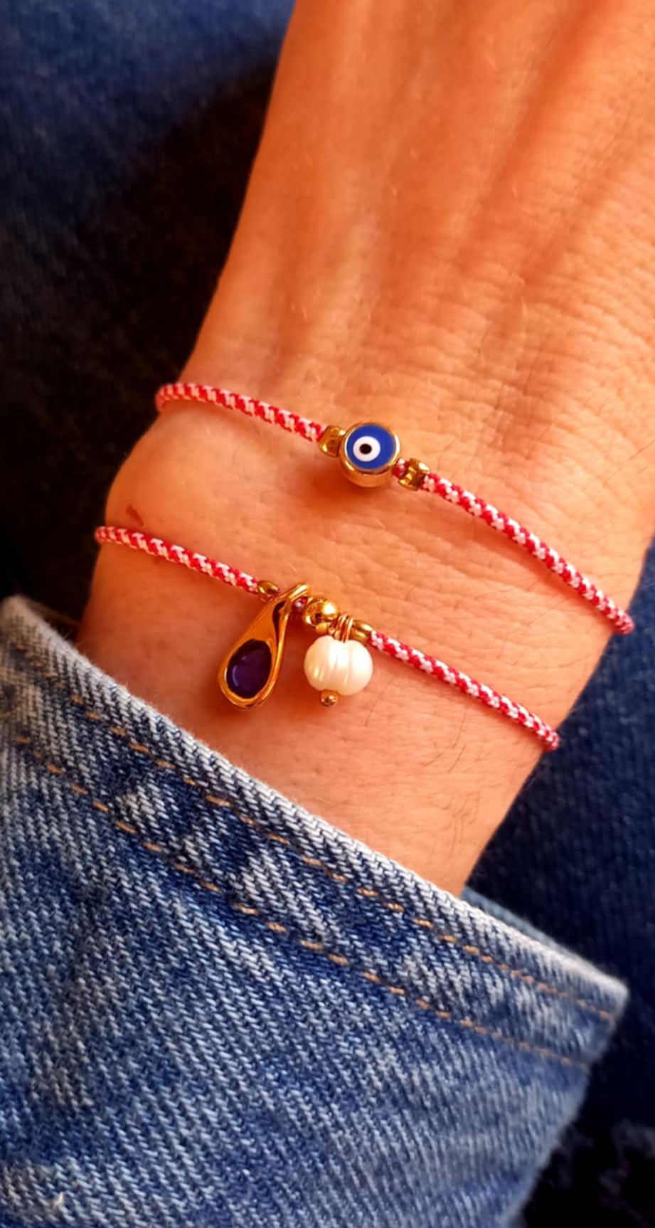 Βραχιόλι μαρτάκι με μαργαριτάρι και επιχρυσωμένο στοιχείο