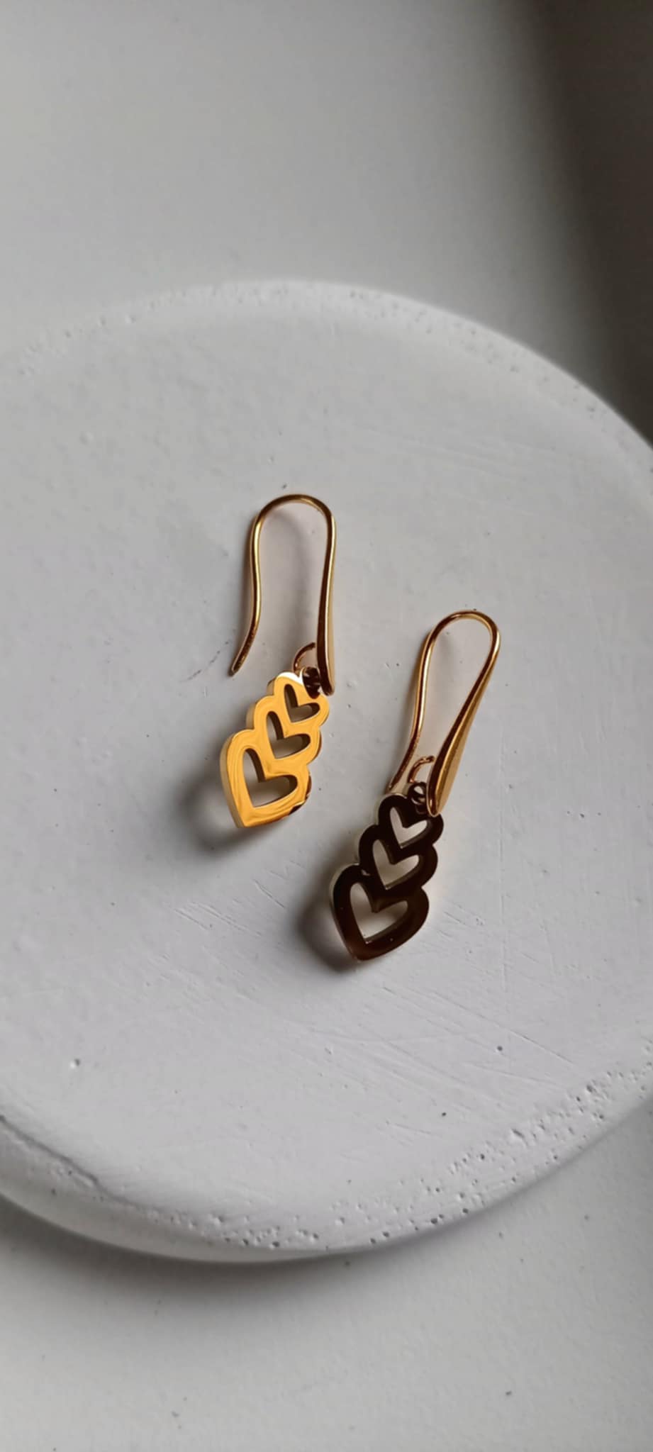 Σκουλαρίκια από ατσάλι με καρδιές