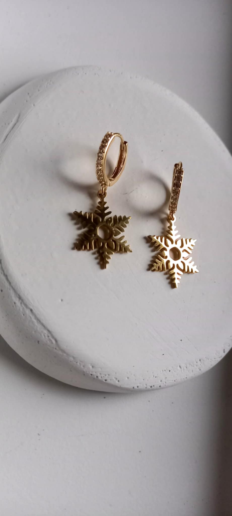 Σκουλαρίκια με ζιργκόν και μοτίφ χιονονιφάδα