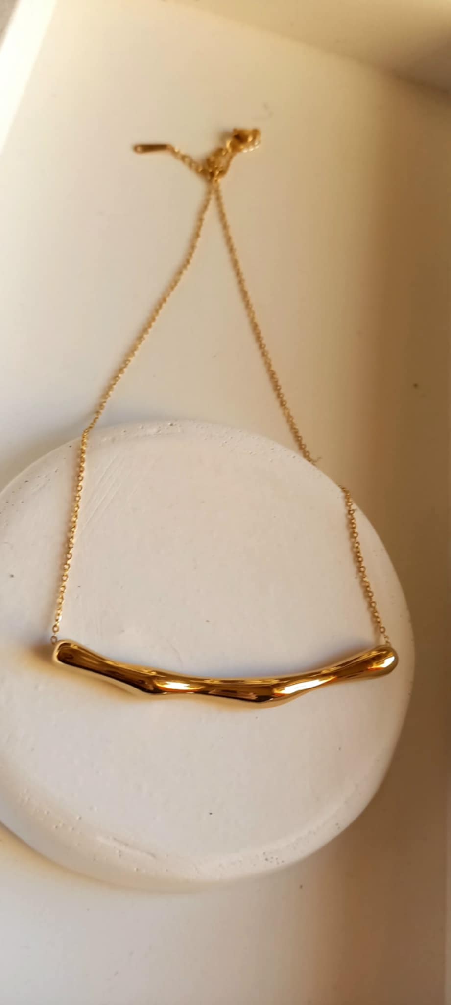 Κολιέ με ατσάλινη μπάρα