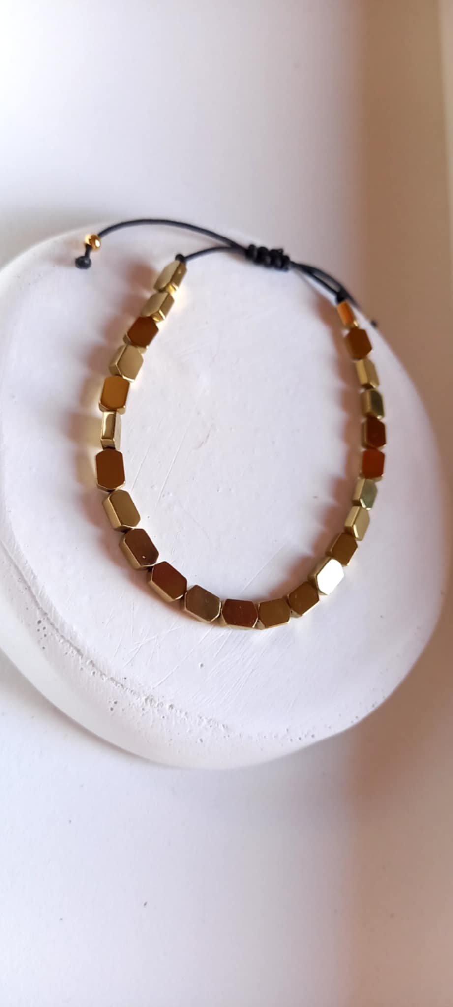 Βραχιόλι με χρυσούς αιματίτες