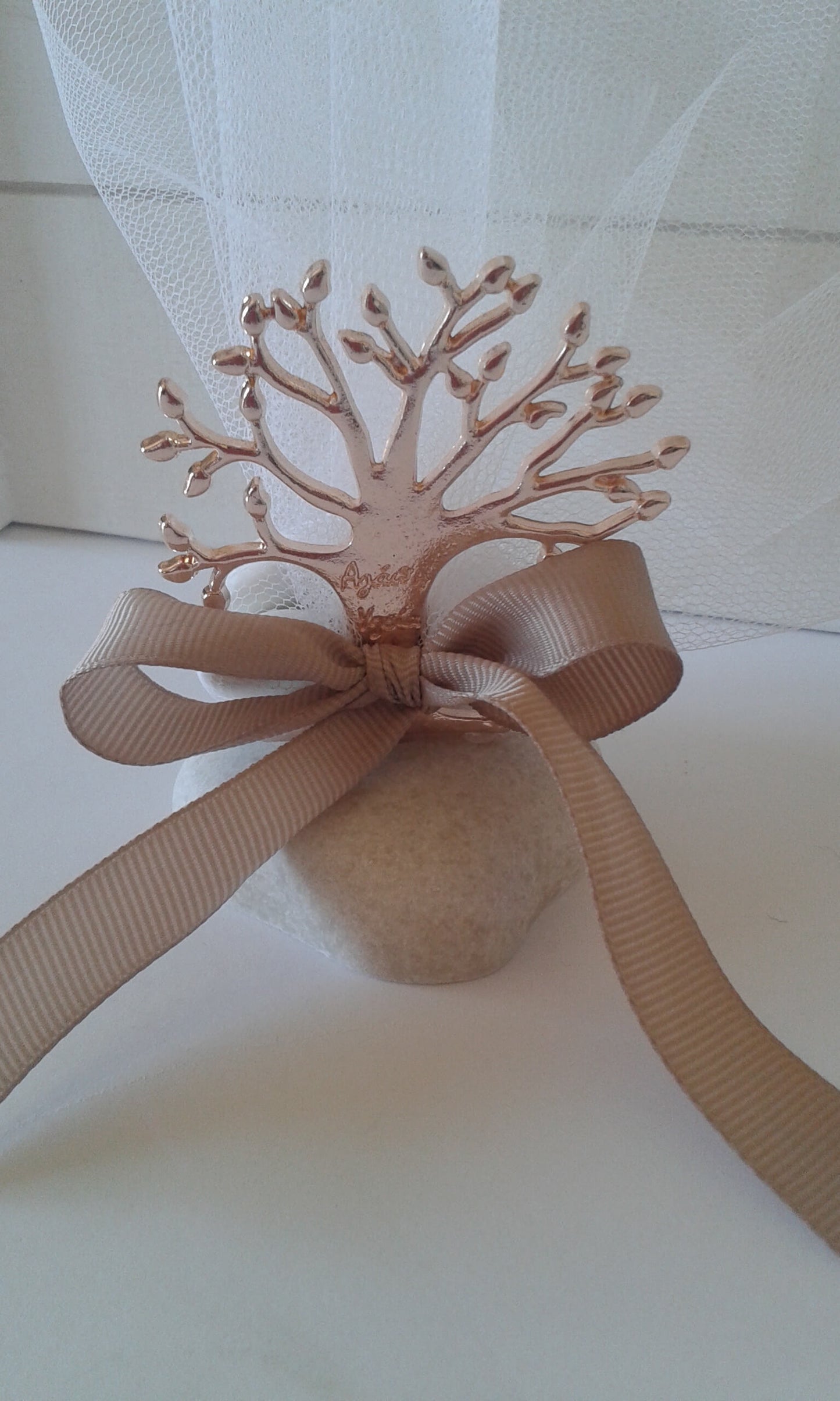 Μπομπονιέρα με μάρμαρινη βάση και δέντρο ζωής