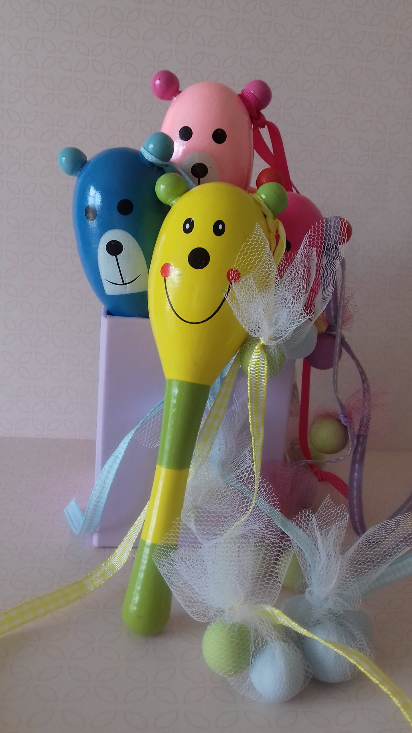 Παιδική μπομπονιέρα βάπτισης ξύλινη κουδουνίστρα