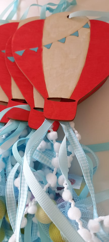 Χειροποίητη μπομπονιέρα βάπτισης αερόστατο