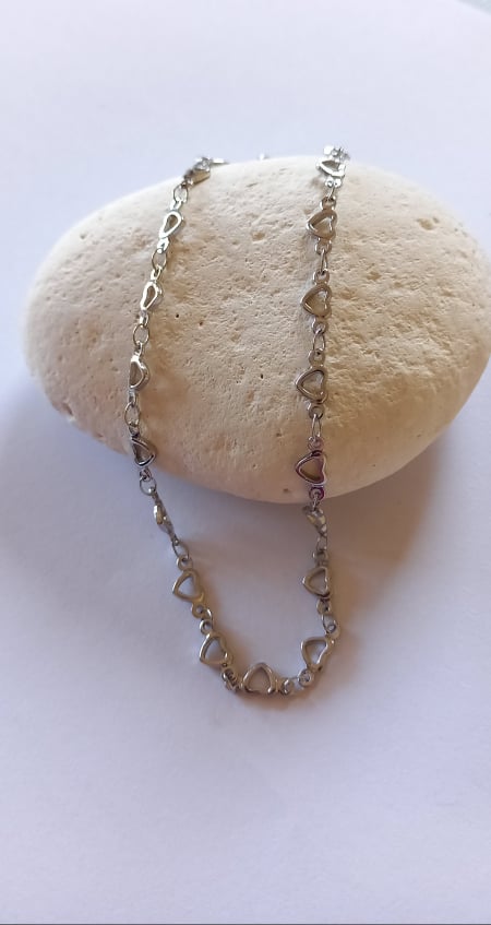 Ατσάλινο βραχιόλι με καρδιές