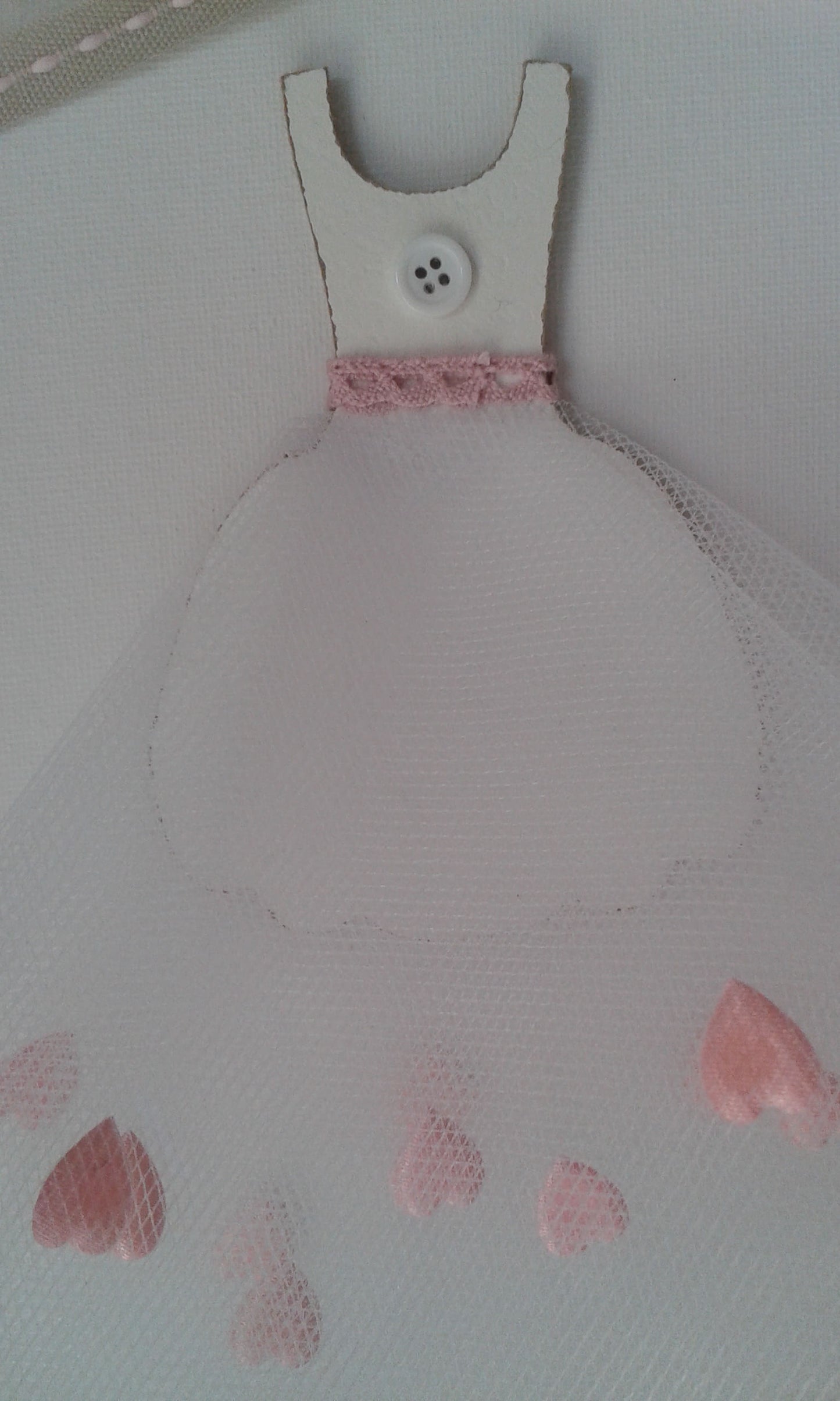 Χειροποίητος καμβάς με φορεματάκι με τούλι