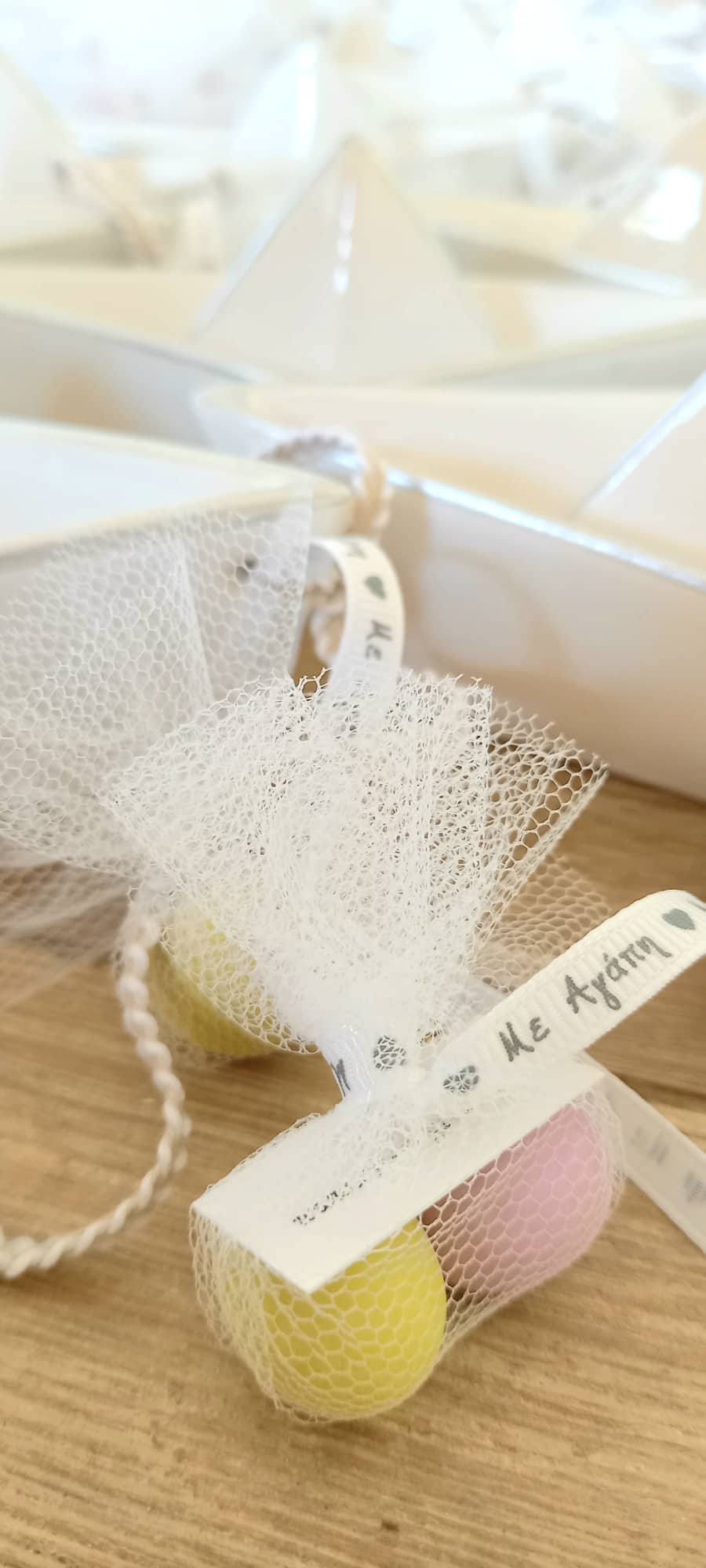 Μπομπονιέρα βάπτισης μεγάλο καράβι με κορδέλες