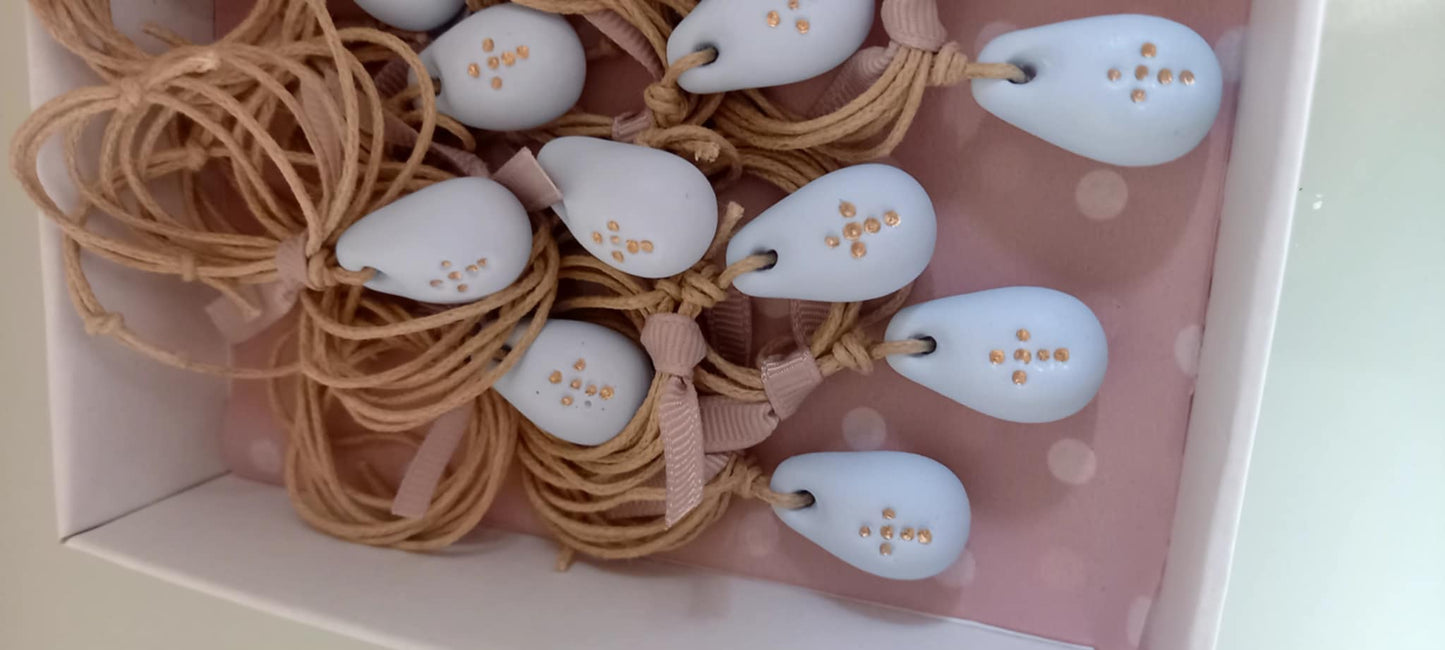 Μαρτυρικό βάπτισης για το λαιμό με υφή πορσελάνης