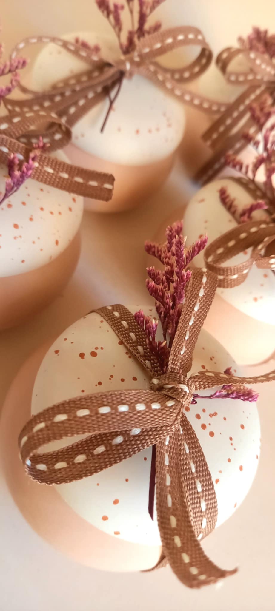 Μπομπονιέρα βάπτισης μπιζουτιέρα με αποξηραμένο λουλούδι