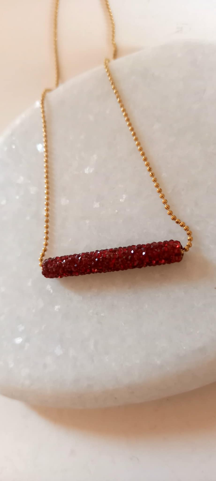 Κολιέ με αλυσίδα και μοτίφ με κρύσταλλα