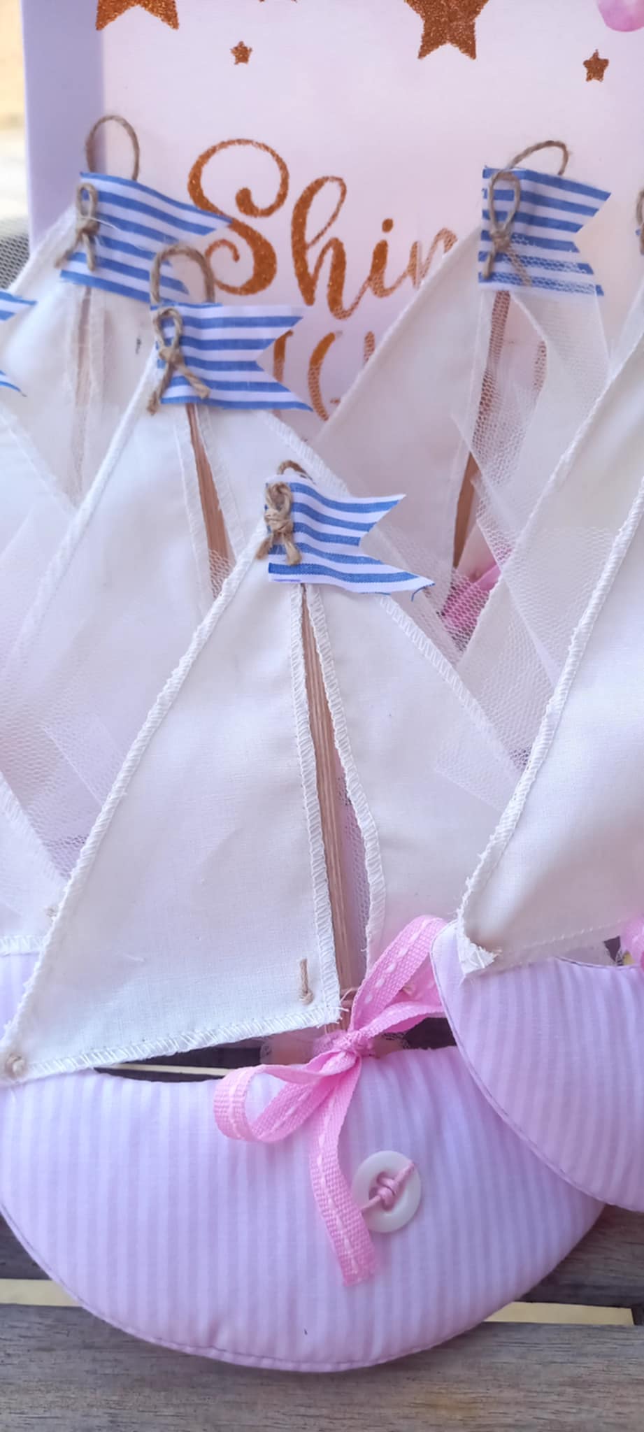 Μπομπονιέρα βάπτισης καραβάκι από ύφασμα