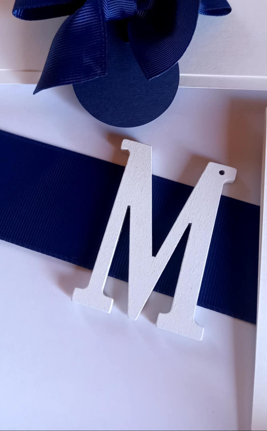 Βιβλίο ευχών με μονόγραμμα και κορδέλα