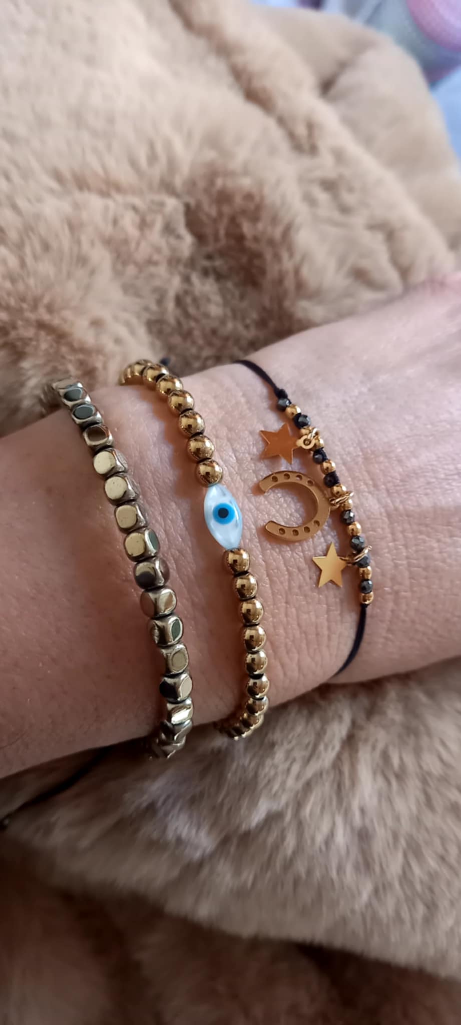 Βραχιόλι με αιματίτες και μάτι από φίλντισι