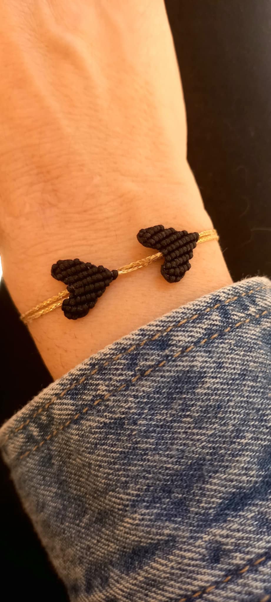 Βραχιόλι με καρδιές μακραμέ