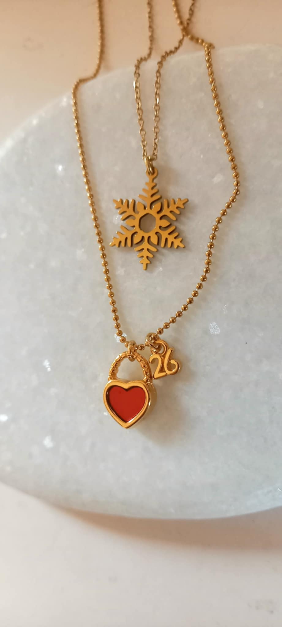 Κολιέ - γούρι 2026 με μοτίφ καρδιά