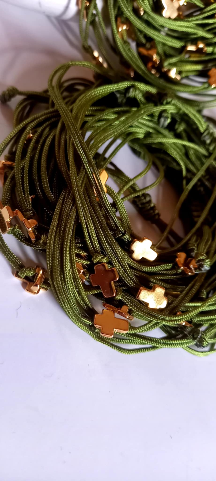 Μαρτυρικό βάπτισης βραχιόλι με κορδόνι και σταυρό