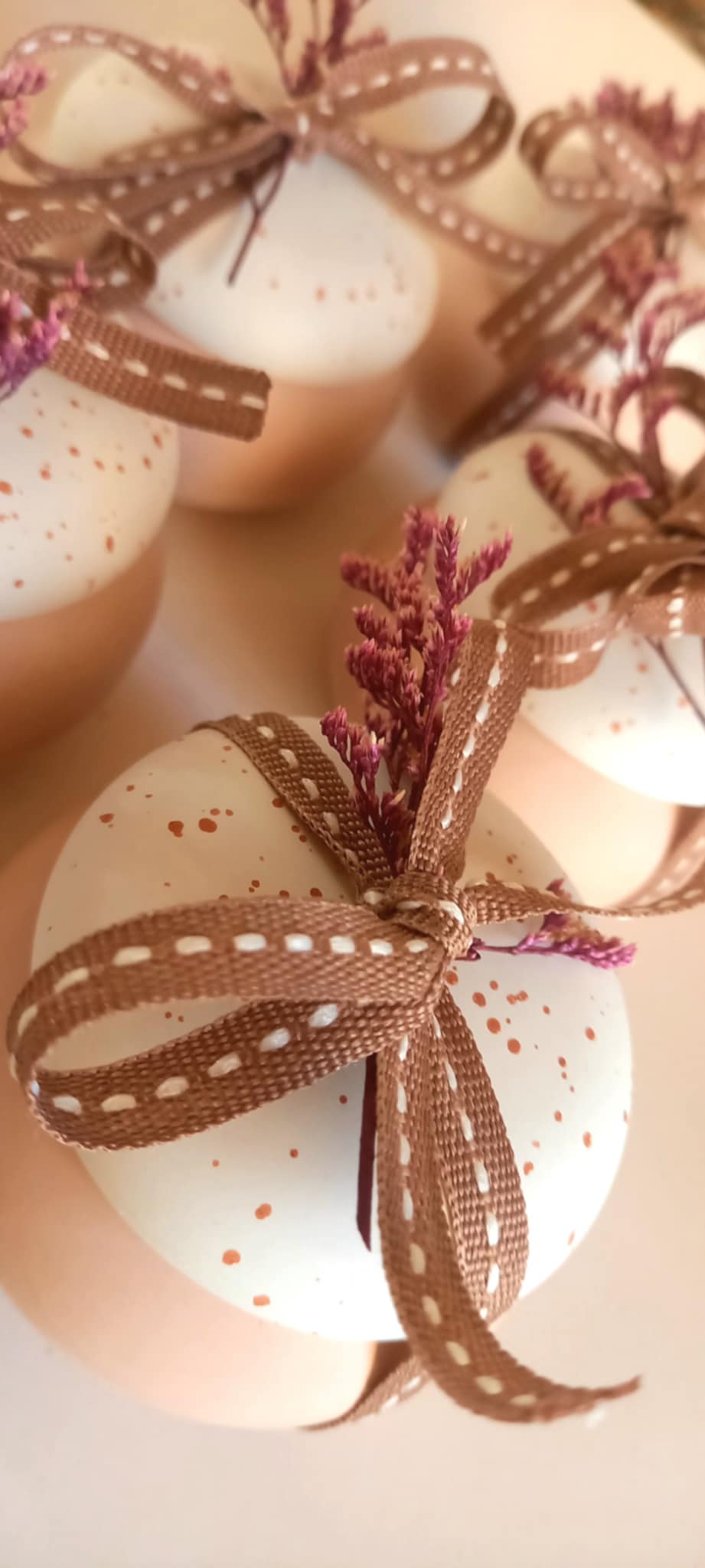 Μπομπονιέρα βάπτισης μπιζουτιέρα με αποξηραμένο λουλούδι