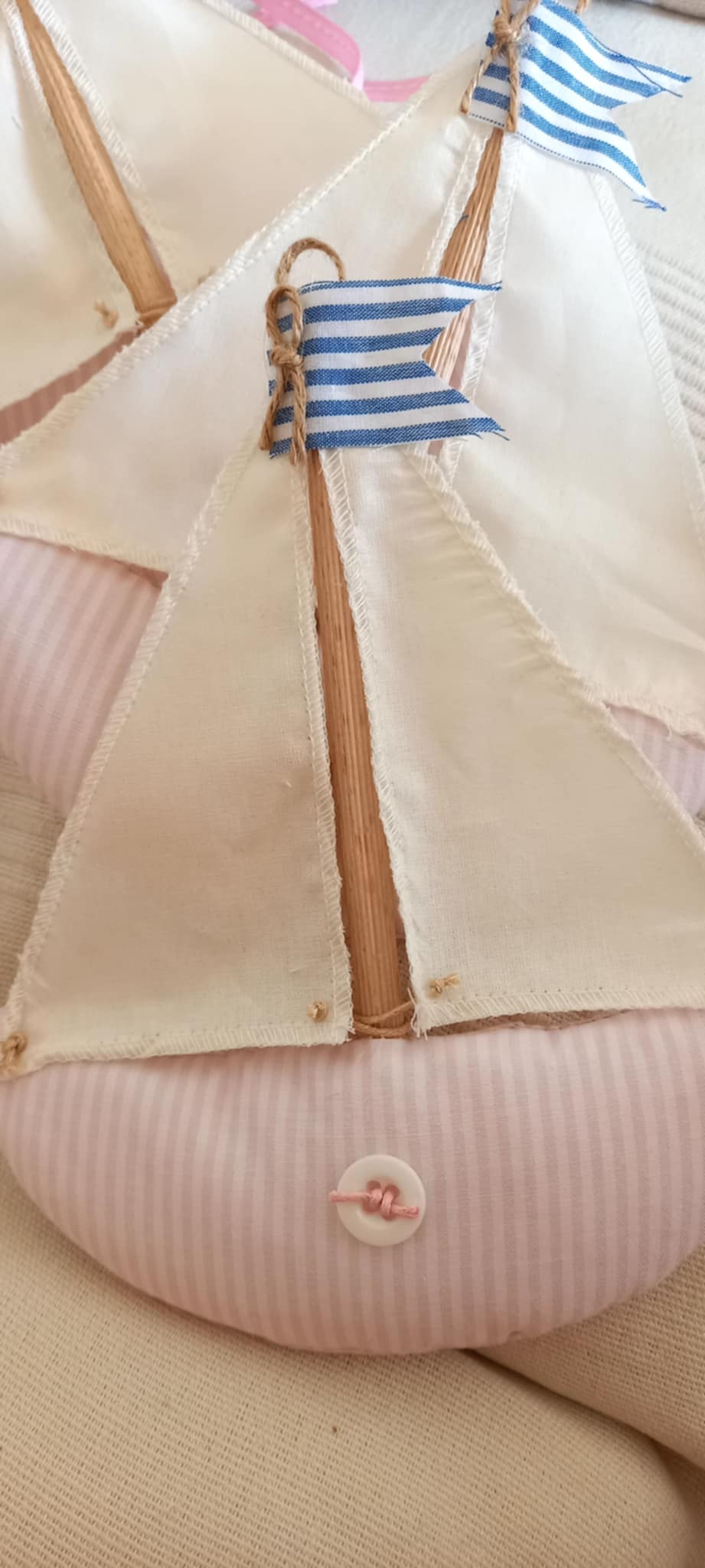 Μπομπονιέρα βάπτισης καραβάκι από ύφασμα