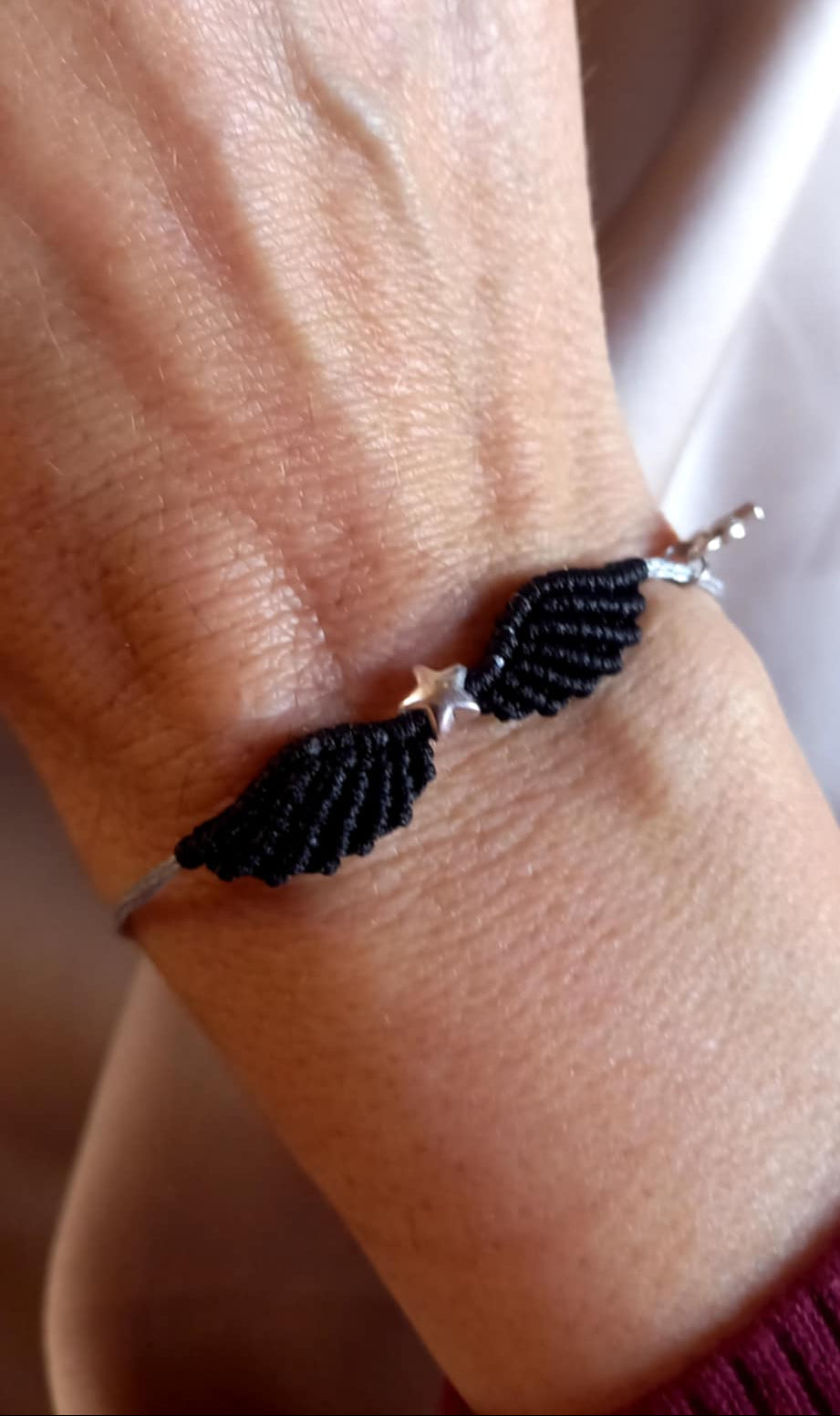 Βραχιόλι - γούρι με μακραμέ φτερά αγγέλου