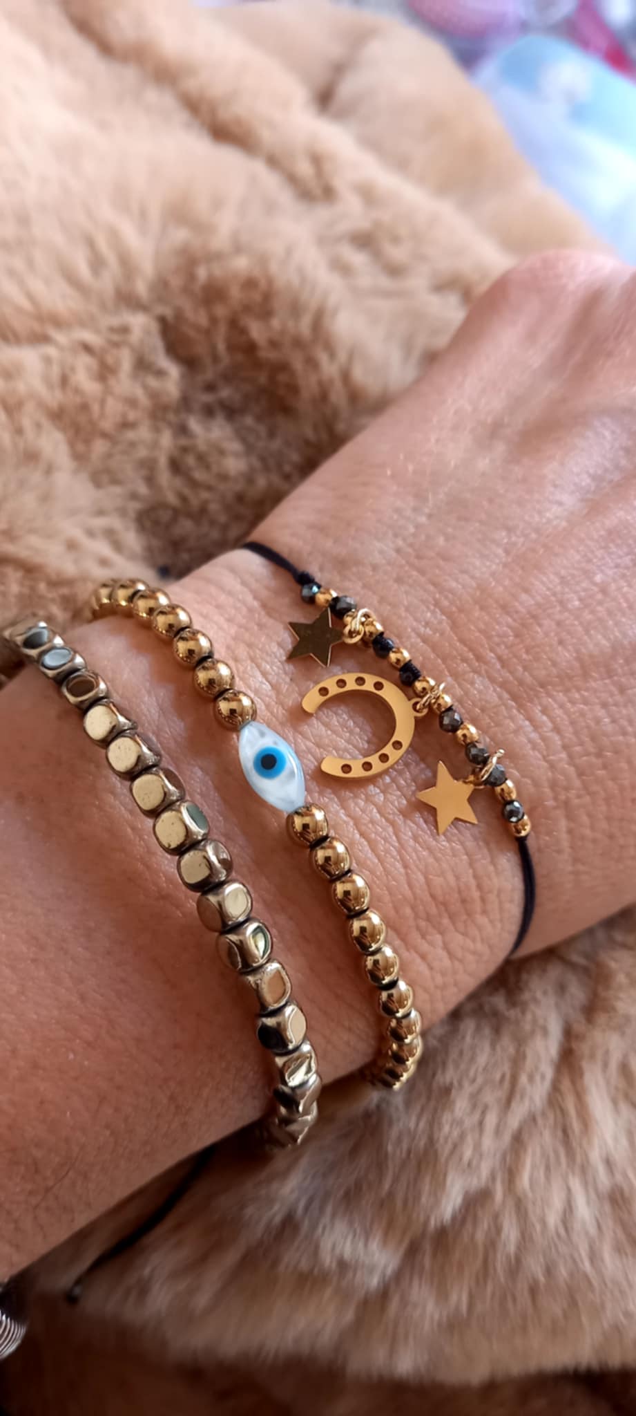 Βραχιόλι με αιματίτες και μάτι από φίλντισι