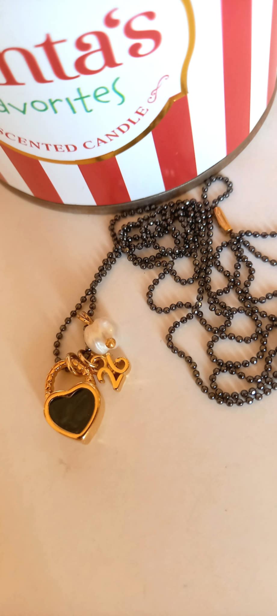 Κολιέ - γούρι με καρδιά και μοτίφ "26"