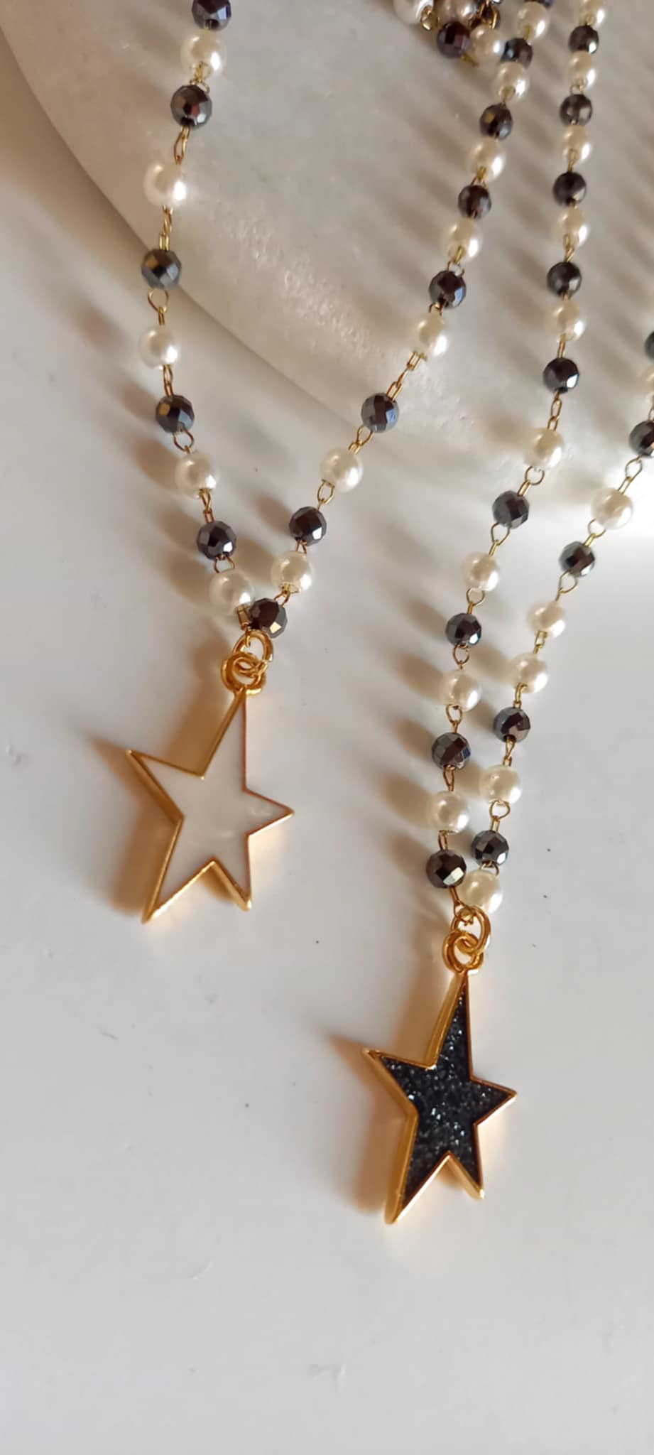 Κολιέ με ροζάριο και μοτίφ αστέρι