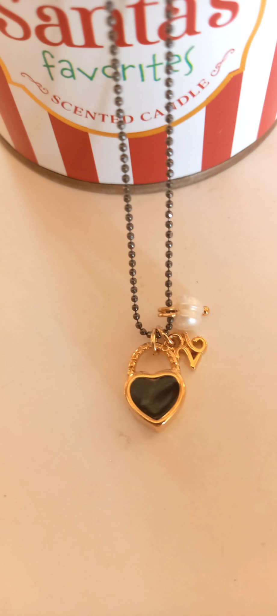 Κολιέ - γούρι με καρδιά και μοτίφ "26"