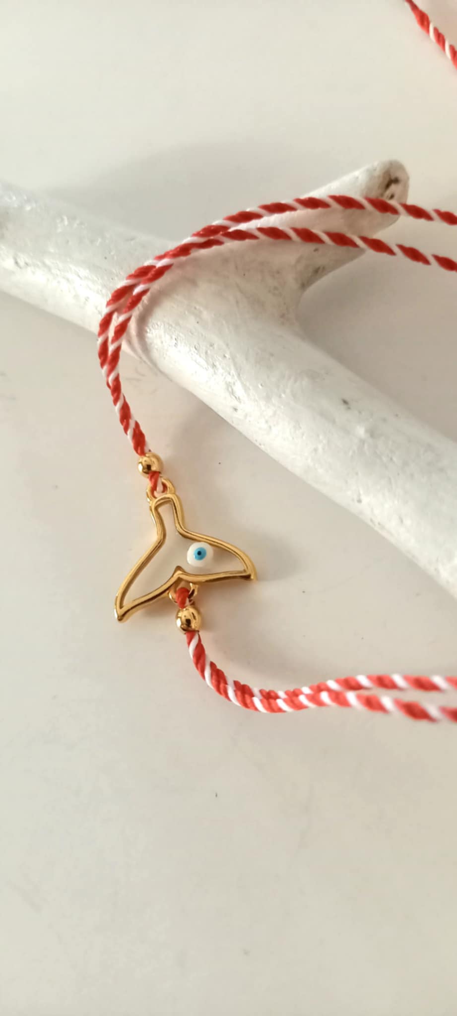 Χειροποίητο μαρτάκι με μοτίφ ουρά γοργόνας με μάτι