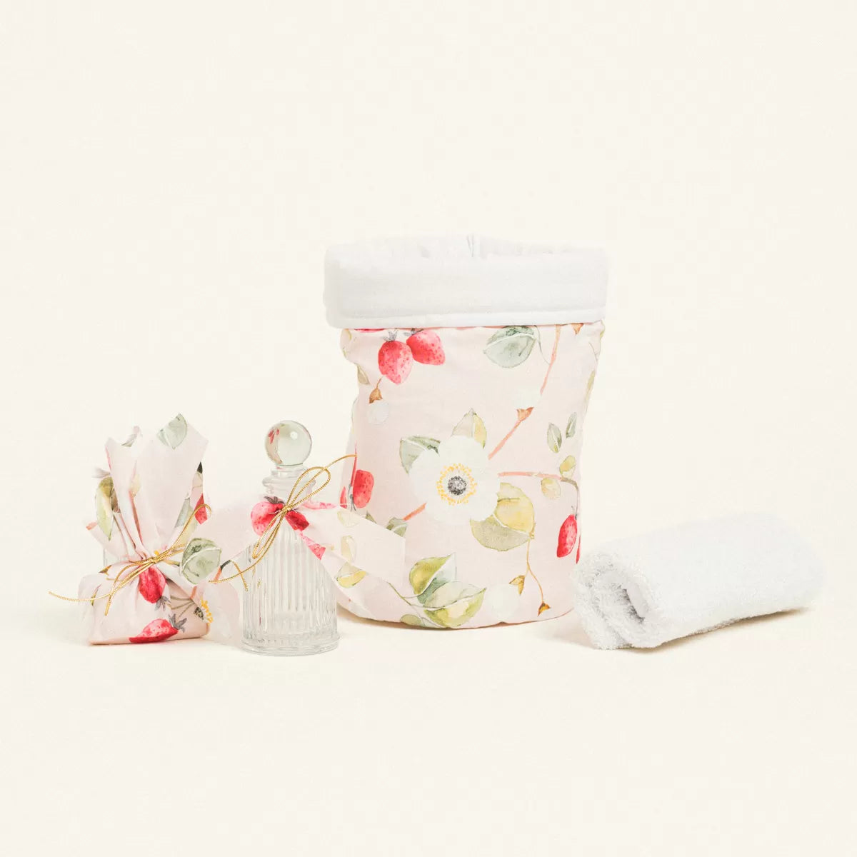 Σετ βάπτισης φράουλες και λουλούδια