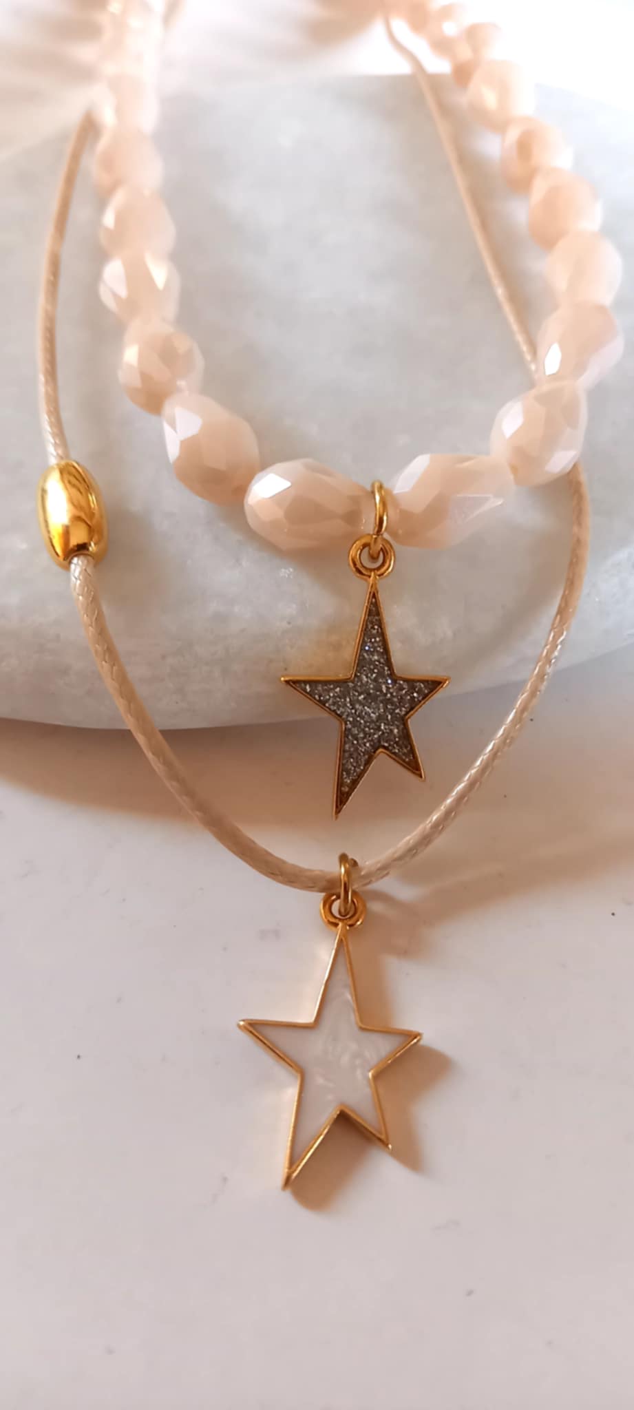 Κολιέ με κρύσταλλα και μοτίφ αστέρι