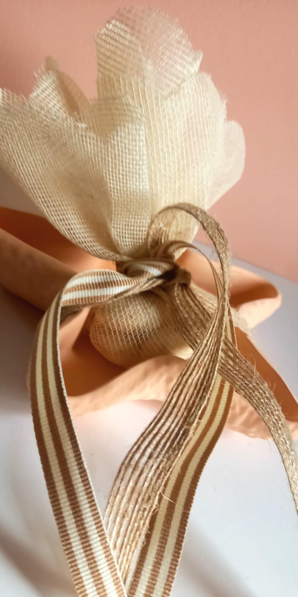 Μπομπονιέρα βάπτισης αστερίας με υφή πορσελάνης